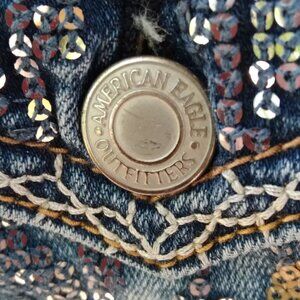 AEO Super Stretch Kickboot Jeans Back Buttoned Flap Sequined Pockets  Sz 00